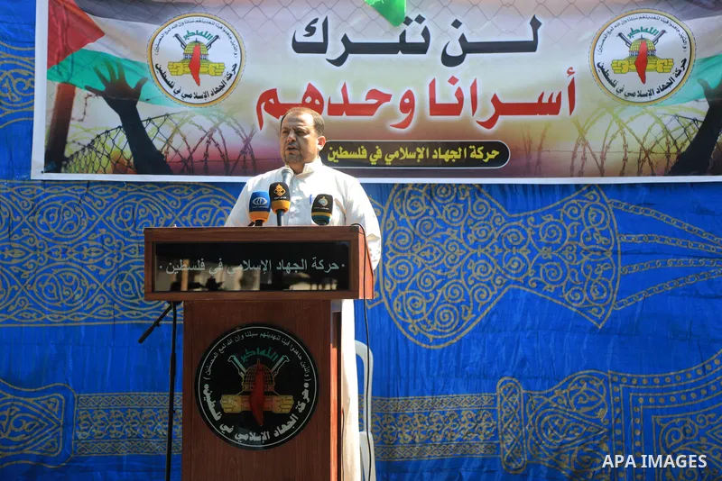 Senior Islamic Jihad leader, Dawoud Shehab, delivers a speech during Friday prayer in front of Red cross office in solidarity with prisoners on hunger strike held at Israeli Jails, in Gaza city on October 15, 2021. Photo...