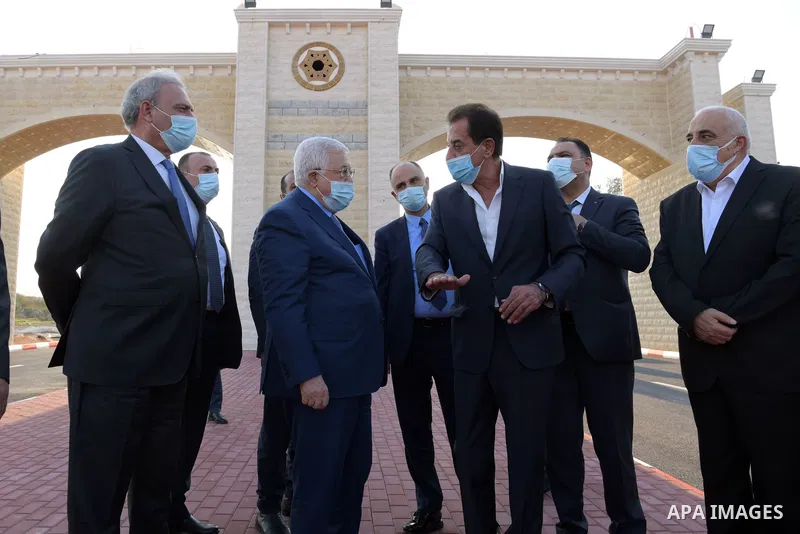 Palestinian President Mahmoud Abbas during a tour of the Palestinian crossings and resting place in the West Bank city of Jericho, on October 23, 2021. Photo by Thaer Ganaim