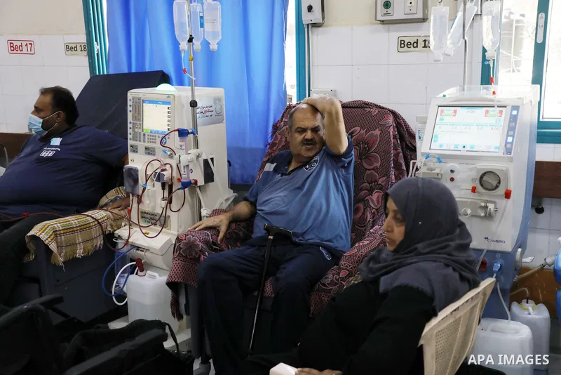 Palestinian patients are seen at a kidney dialysis unit of the al-Shifa Hospital in Gaza City among medicine shortage on October 28, 2021. Gaza Ministry of Health (MOH) declared Erythropoietin injections are out of stock...