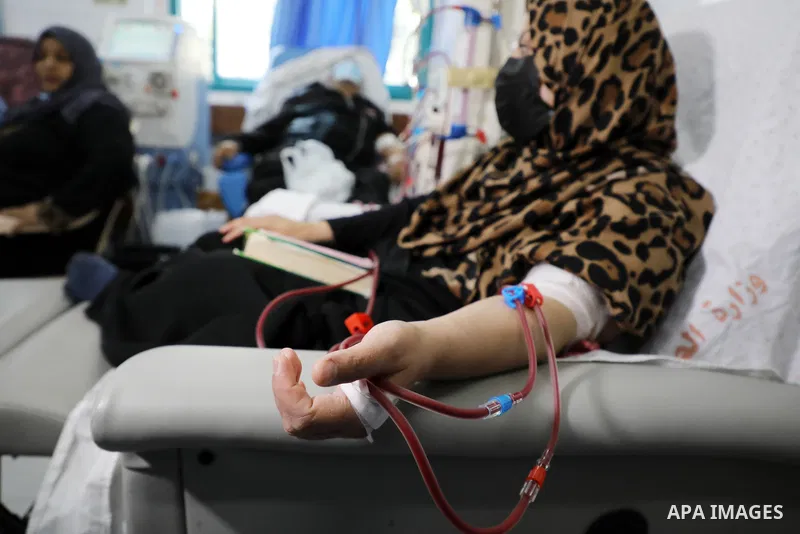 Palestinian patients are seen at a kidney dialysis unit of the al-Shifa Hospital in Gaza City among medicine shortage on October 28, 2021. Gaza Ministry of Health (MOH) declared Erythropoietin injections are out of stock...
