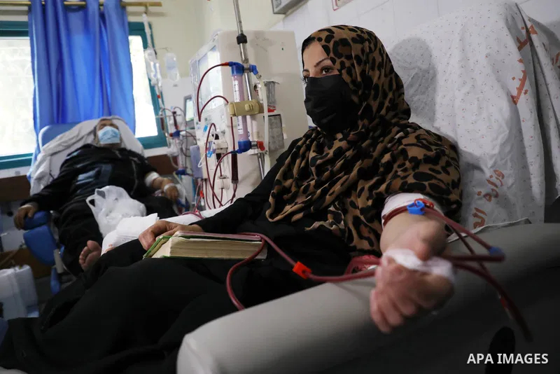 Palestinian patients are seen at a kidney dialysis unit of the al-Shifa Hospital in Gaza City among medicine shortage on October 28, 2021. Gaza Ministry of Health (MOH) declared Erythropoietin injections are out of stock...