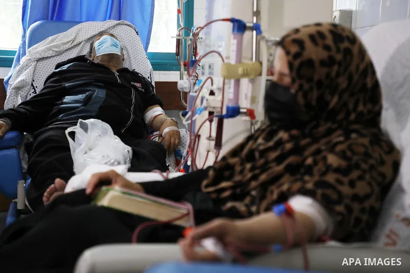 Palestinian patients are seen at a kidney dialysis unit of the al-Shifa Hospital in Gaza City among medicine shortage on October 28, 2021. Gaza Ministry of Health (MOH) declared Erythropoietin injections are out of stock...