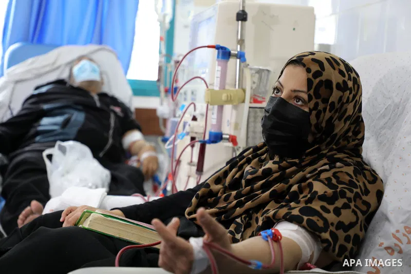 Palestinian patients are seen at a kidney dialysis unit of the al-Shifa Hospital in Gaza City among medicine shortage on October 28, 2021. Gaza Ministry of Health (MOH) declared Erythropoietin injections are out of stock...