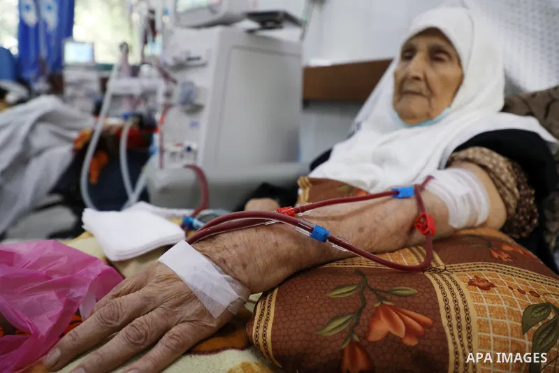 Palestinian patients are seen at a kidney dialysis unit of the al-Shifa Hospital in Gaza City among medicine shortage on October 28, 2021. Gaza Ministry of Health (MOH) declared Erythropoietin injections are out of stock...