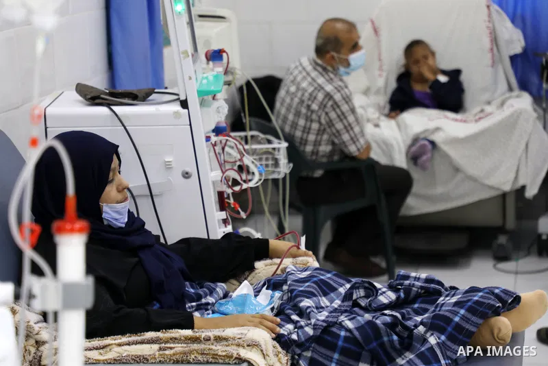 Palestinian patients are seen at a kidney dialysis unit of the al-Shifa Hospital in Gaza City among medicine shortage on October 28, 2021. Gaza Ministry of Health (MOH) declared Erythropoietin injections are out of stock...