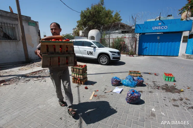 Palestinian farmers and traders take part in a protest against Israeli authorities a new restriction on them in front of the headquarter United Nation "UNSCO", in Gaza city, on June 28, 2021. Israeli authorities have pla...