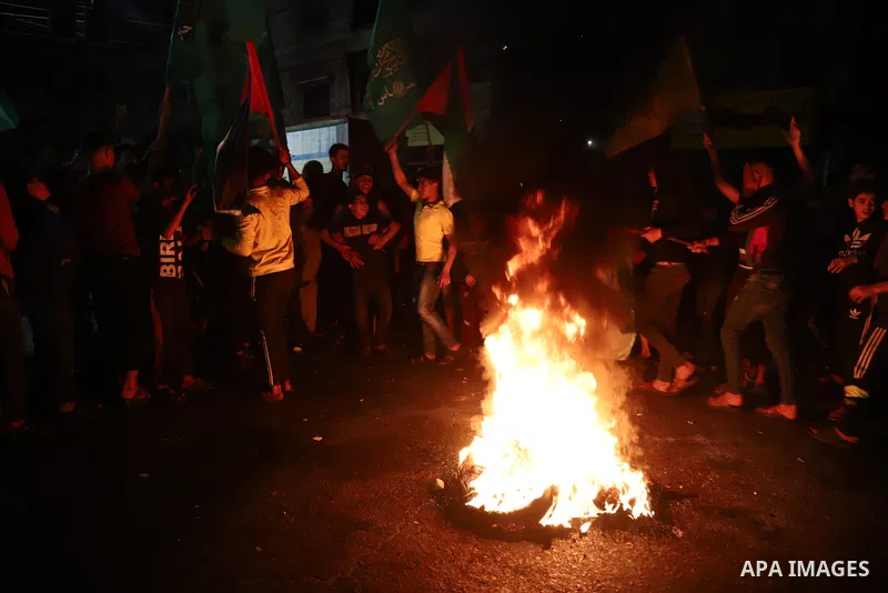 Palestinians take part during a rally in support of at the Al-Aqsa Mosque in Gaza City, on April 24, 2021. Raged last night in occupied Jerusalem for the 11th night in a row in protest against Israeli police and settlers...