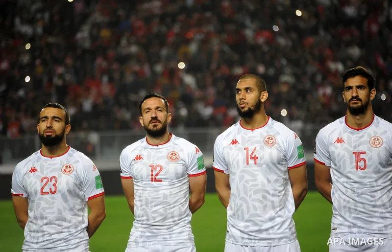 Tunisia players fight with Mali players during the FIFA World Cup Qatar 2022 Africa qualifiers playoff, second leg soccer match between Tunisia and Mali at the Olympic stadium in Rades, Tunis, Tunisia, 29 March 2022. Pho...