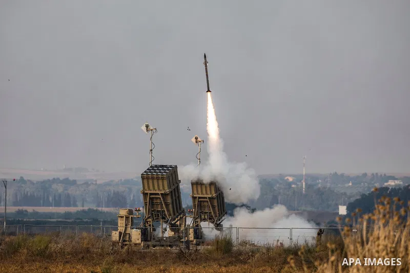 The Iron Dome anti-missile system fires an interceptor missile as rockets are launched from Gaza towards Israel, on August 6, 2022. (Credit Image: Ilia Yefimovich/dpa via ZUMA Press/APAimages)