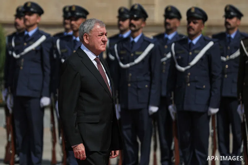 17 October 2022, Iraq, Baghdad: Abdul Latif Rashid inspects the guard of honour during his inauguration ceremony at Al-Salam Palace to take office as Iraq's new President. (Credit Image: Ameer Al-Mohammedawi/dpa via ZUMA...