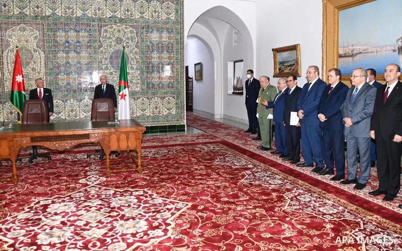 Algerian President Abdelmadjid Tebboune and Jordanian King Abdullah II attend sign agreements in the capital Algiers, on December 4, 2022. Photo by Algerian Presidency Office/APAimages