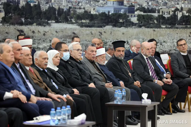 Palestinian president Mahmoud Abbas chiars the Fatah revolutionary council meeting, in the West Bank city of Ramallah on December 4, 2022. Photo by Thaer Ganaim\ apaimages