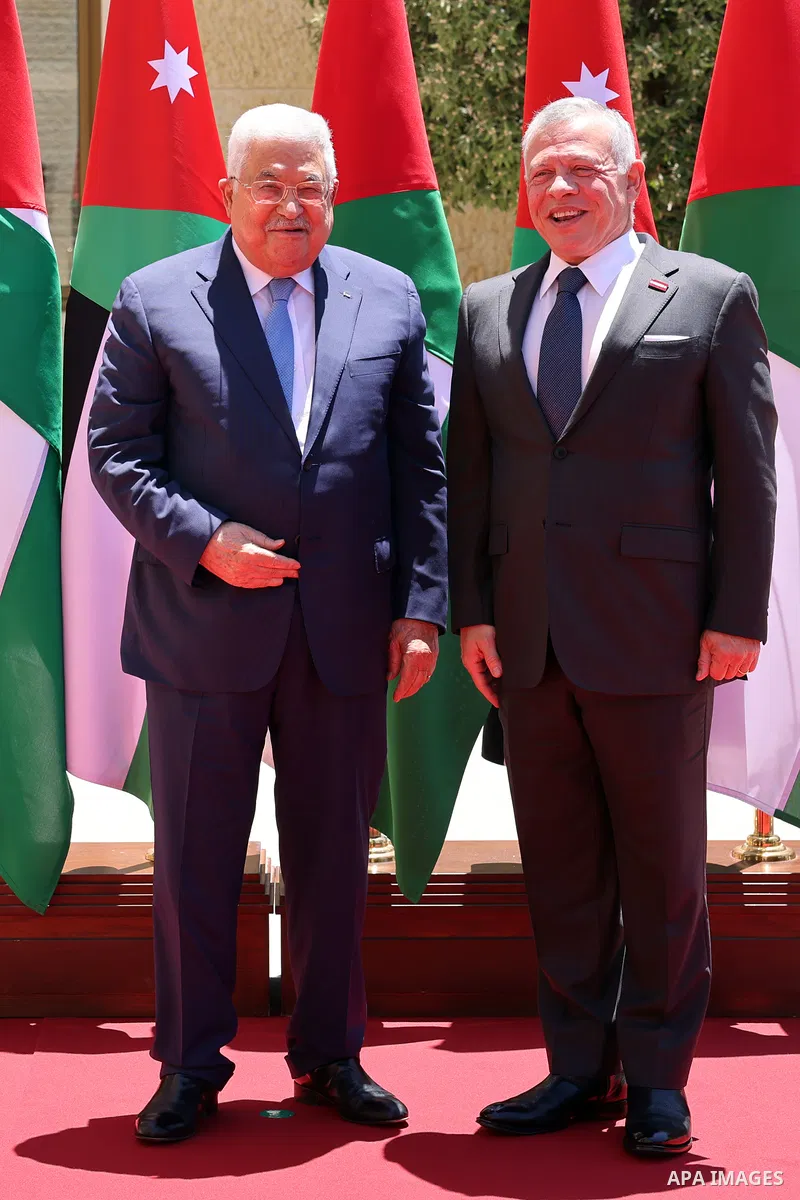 Palestinian president Mahmoud Abbas meets with Jordan's King Abdullah II, in Amman, Jordan on July 24, 2022. Photo by Thaer Ganaim