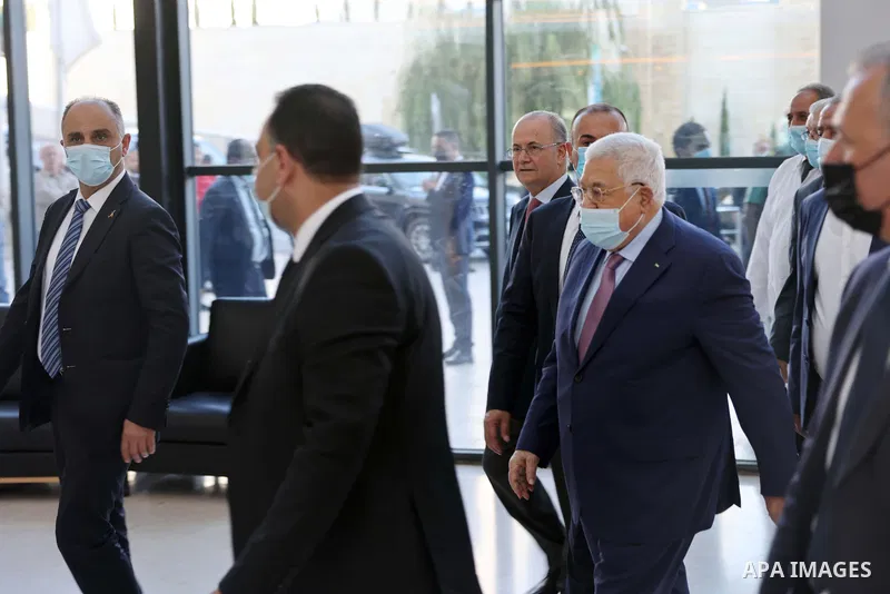Palestinian President Mahmoud Abbas attends the opening of the Intermediate Care Department at Istishari Hospital in the West Bank city of Ramallah on July 25, 2022. Photo by Thaer Ganaim