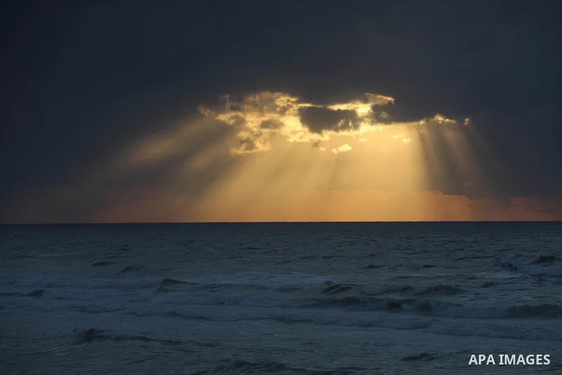 A view shows Gaza city's sea following heavy rains on February 8, 2023. Photo by Ashraf Amra\ apaimages