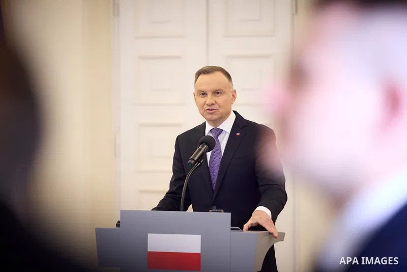 Poland's President Andrzej Duda, Ukrainian President Volodymyr Zelensky during an official welcoming ceremony in front of the Presidential Palace in Warsaw, Poland, on April 5, 2023. Photo by PRESIDENT OF UKRAINE\ apaima...