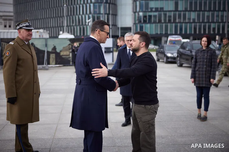 Poland's President Andrzej Duda, Ukrainian President Volodymyr Zelensky during an official welcoming ceremony in front of the Presidential Palace in Warsaw, Poland, on April 5, 2023. Photo by PRESIDENT OF UKRAINE\ apaima...