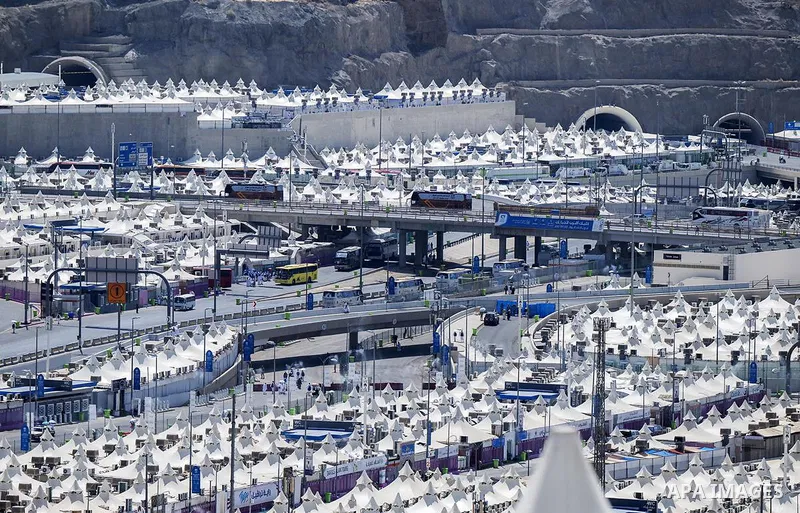 Muslim pilgrims arrive in Mina, near Islam's holy city of Mecca on June 26, 2023, for the annual Hajj pilgrimage. Photo by Saudi Press Agency
