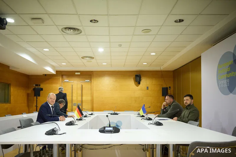 Ukraine's President Volodymyr Zelensky visits Spain to participate in the 3rd European Political Community Summit, in Granada, Spain, on Octobar 05, 2023. Photo by PRESIDENT OF UKRAINE\ apaimages.