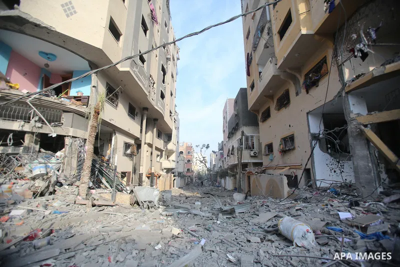 Palestinian families evacuates to safer areas following overnight Israeli shelling in Gaza city on October 11, 2023. Israel pounded Hamas targets in Gaza on October 11and said the bodies of 1,500 Islamist militants were...