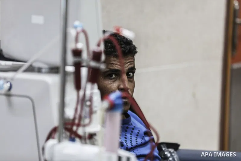 Palestinians patients undergo dialysis at Al-Aqsa Hospital in Deir Al Balah, Gaza Strip, 13 May 2024. The hospital offers treatment to more than 700 internally displaced Palestinians from northern and southern Gaza suffe...