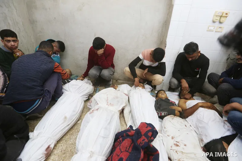 Palestinians mourns as the bodies of Palestinians who lost their lives during Israeli attack on El_Zawaida, in Al-Aqsa Hospital in Dair EL-Balah, central of Gaza Strip, on October 29, 2024. Photo by Omar Ashtawy\ apaimag...