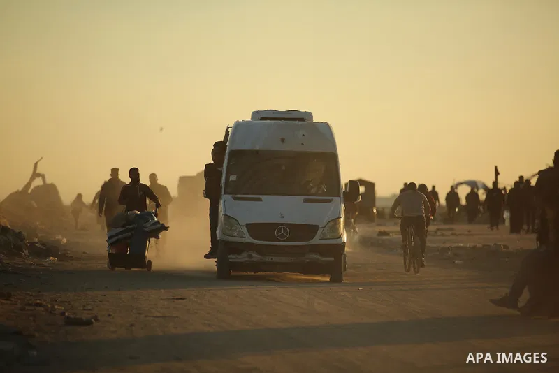 Displaced Palestinians return to their destroyed homes in the Al-Maghraqa area south of Gaza City, on 31January 2024. Amid massive destruction of homes, farms and property by the Israeli army. Photo by Omar Ashtawy\ apai...
