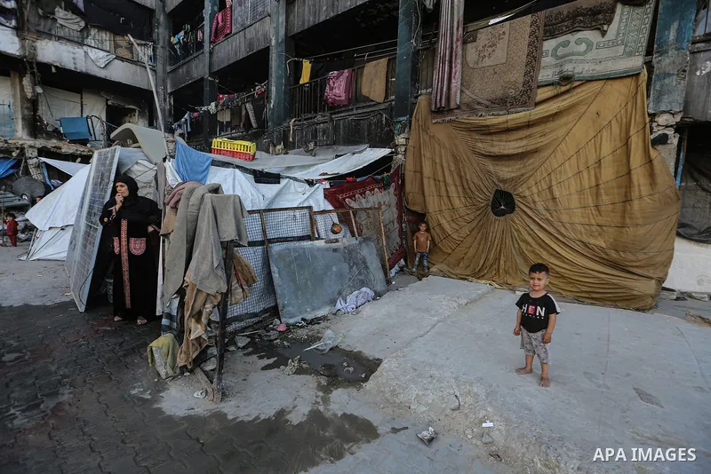 Displaced Palestinians try to go about their daily lives during Eid al-Fitr holiday, in Jabalia school in Jabalia refugee camp, in the northern Gaza Strip March 31, 2025. Photo by Omar Ashtawy\ apaimages