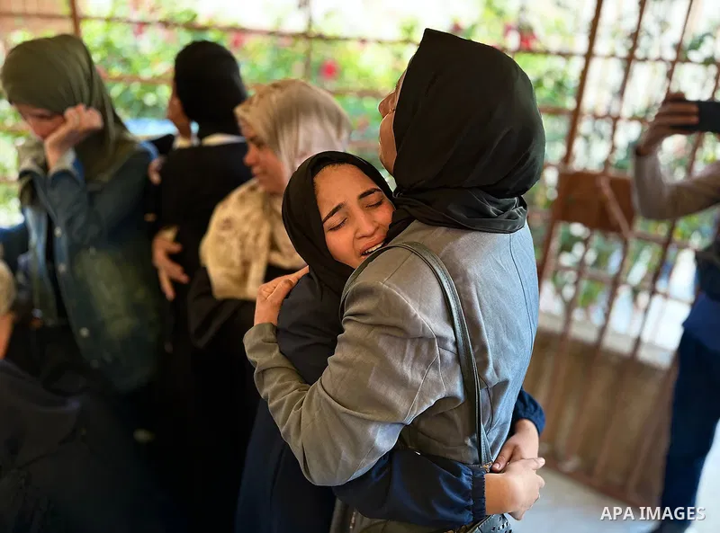 Relatives and loved ones of Palestinians, who got killed in Israeli attacks on tents sheltering displaced Palestinians, mourn over the deceased at Nasser Hospital in Khan Yunis, Gaza on April 16, 2025. Photo by Doaa el-B...