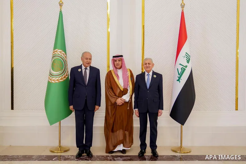 Iraqi President, Abdul Latif Jamal Rashid, meets with the head of the Saudi Arabian delegation, Adel al-Jubeir, in Baghdad, May 17, 2025, ahead of the 34th Arab Summit. Photo by Iraqi Presidency Office\ apaimages