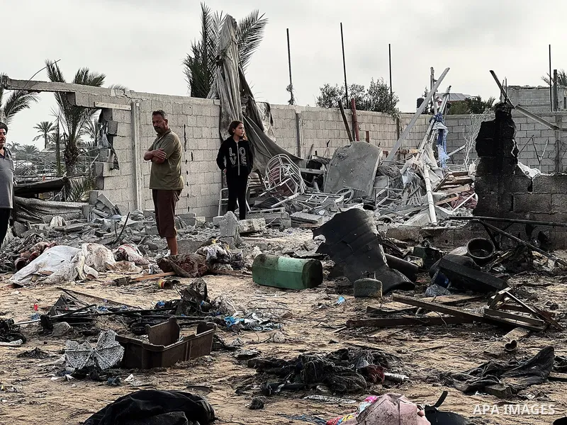 Palestinians inspect the damage, following overnight Israeli strikes on makeshift homes and tents, in Khan Yunis, south of Gaza Strip, on May 18, 2025. Photo by Doaa el-Baz\ apaimages
