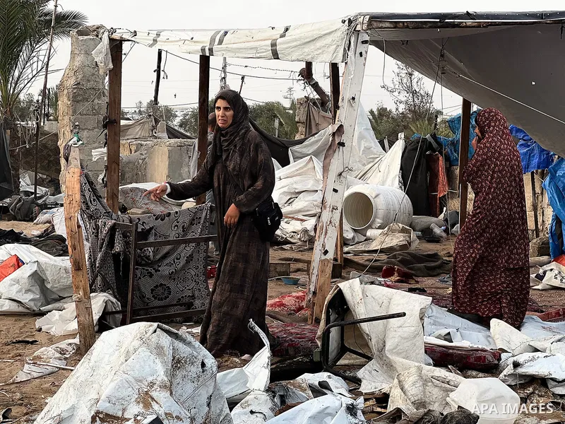 Palestinians inspect the damage, following overnight Israeli strikes on makeshift homes and tents, in Khan Yunis, south of Gaza Strip, on May 18, 2025. Photo by Doaa el-Baz\ apaimages
