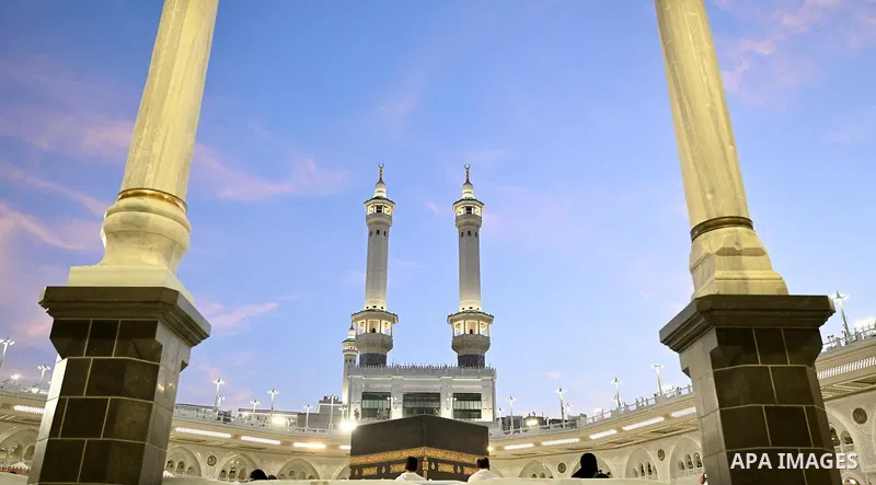 Muslim worshippers gather around the Kaaba, Islam's holiest shrine, at the Grand Mosque complex in the holy city of Mecca on June 3, 2025 ahead of the annual Hajj pilgrimage. Photo by Saudi Press Agency