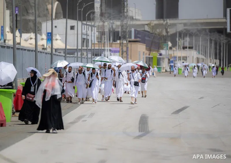 Muslim pilgrims heads to Mina near Islam's holy city of Mecca on June 4, 2025, ahead of the annual Hajj pilgrimage. Photo by Saudi Press Agency\ APA Images