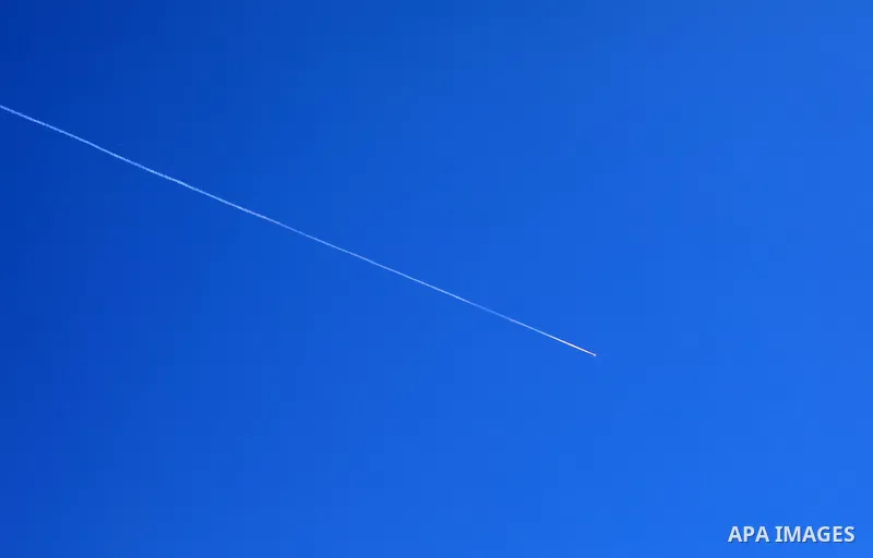 Missiles fired from Iran in retaliation for Israeli attacks are seen in the sky over the Hebron, West Bank on June 20, 2025. Photo by Mamoun Wazwaz\ apaimages