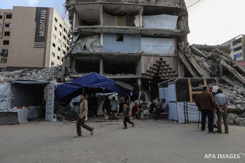 Deprived of basic needs such as shelter, food and clean water, Palestinians continue their daily life in makeshift tents and the rubble of collapsed buildings, where they live under difficult living conditions in Jabalia...