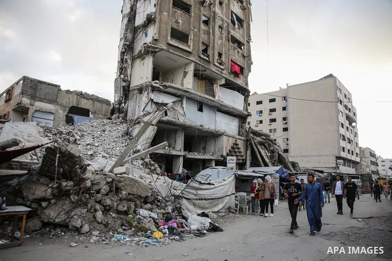 Deprived of basic needs such as shelter, food and clean water, Palestinians continue their daily life in makeshift tents and the rubble of collapsed buildings, where they live under difficult living conditions in Jabalia...