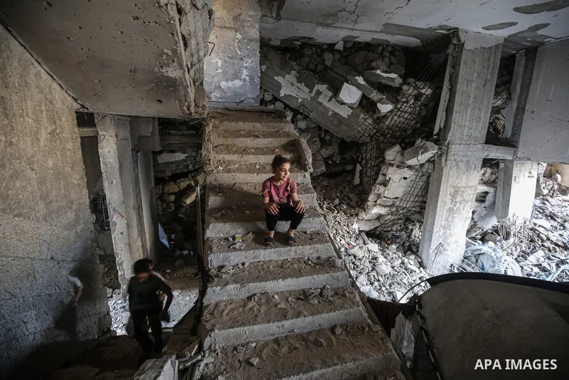 Deprived of basic needs such as shelter, food and clean water, Palestinians continue their daily life in makeshift tents and the rubble of collapsed buildings, where they live under difficult living conditions in Jabalia...