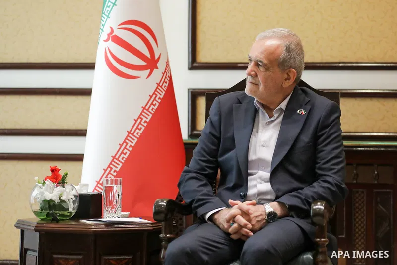 Iranian President Masoud Pezeshkian meets with Pakistani Foreign Minister Bilawal Bhutto Zardari in Islamabad, Pakistan, on August 3, 2025. Photo by Iranian Presidency Office