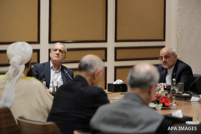 Iranian President Masoud Pezeshkian meets with Sunni and Shia scholars in Pakistan in Islamabad, Pakistan, on August 3, 2025. Photo by Iranian Presidency Office
