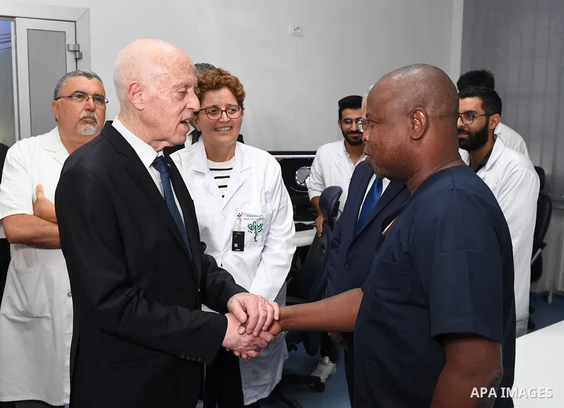Tunisian President Kais Saied visited the National Pedagogical Center before touring Souk el-Asr. He also stopped at Rabita Hospital, Bab Saadoun, Bab el-Assal, and Ouled Hafouz Street. The visit concluded with an inspec...
