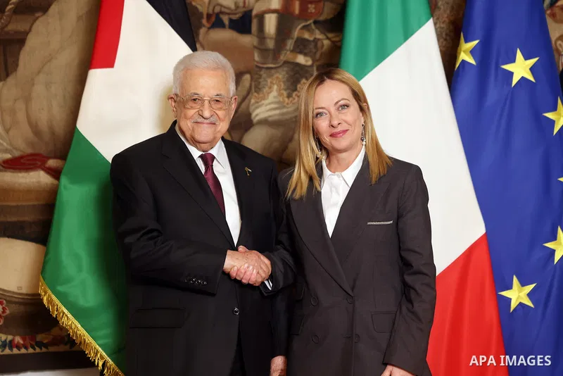 Palestinian President Mahmoud Abbas meets with Italian Prime Minister Giorgia Meloni in Rome to discuss strengthening bilateral relations and the latest political developments in the region. Rome, Italy, November 7, 2025...