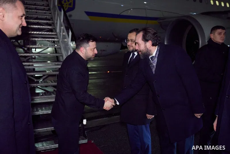 Ukrainian President Volodymyr Zelenskyy arrived in Poland for an official visit, where he was received by Polish officials for bilateral talks. Warsaw, Poland, December 19, 2025. Photo by PRESIDENT OF UKRAINE\ apaimages