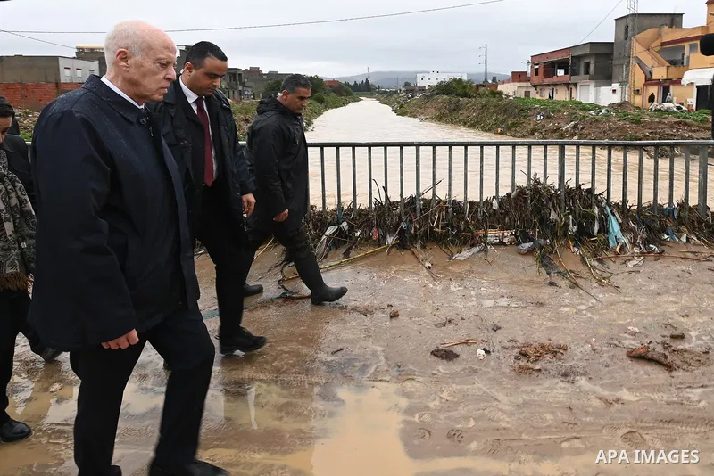 Tunisian President Kais Saied inspects the Civil Protection operations room and tours several areas affected by the floods, offering condolences to the victims and monitoring search and rescue efforts. Tunis, January 22,...