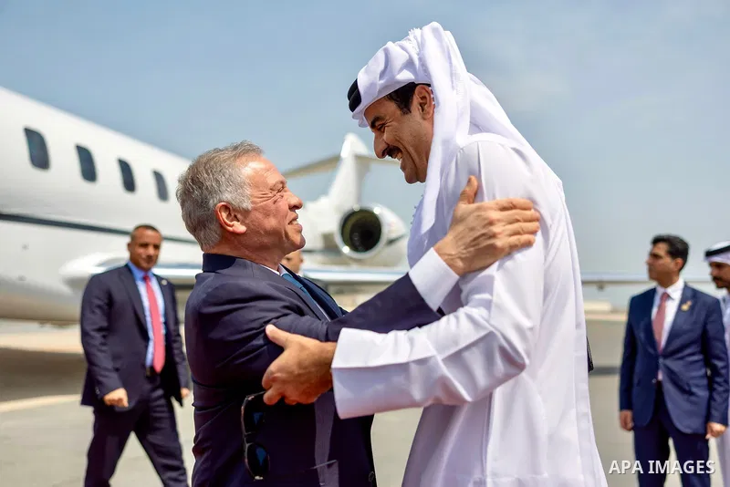 King Abdullah II of Jordan met with the Emir of Qatar, Sheikh Tamim bin Hamad Al Thani, in Doha, where the two leaders discussed regional developments and ways to de-escalate tensions, emphasizing the importance of stren...