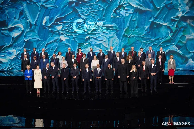 Ukrainian President Volodymyr Zelenskyy arrived in Armenia to participate in the European Political Community summit, on a working visit that includes meetings with European leaders to discuss regional and international...