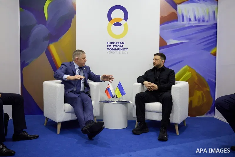 Ukrainian President Volodymyr Zelenskyy arrived in Armenia to participate in the European Political Community summit, on a working visit that includes meetings with European leaders to discuss regional and international...