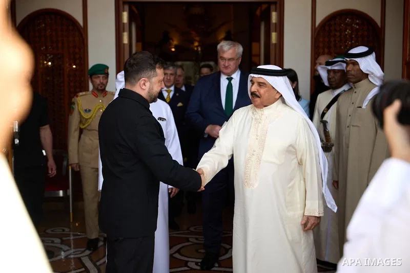 Ukrainian President Volodymyr Zelenskyy visited the Kingdom of Bahrain, where he met with King Hamad bin Isa Al Khalifa in Manama, Bahrain, on May 5, 2026. The two sides discussed ways to strengthen bilateral relations,...