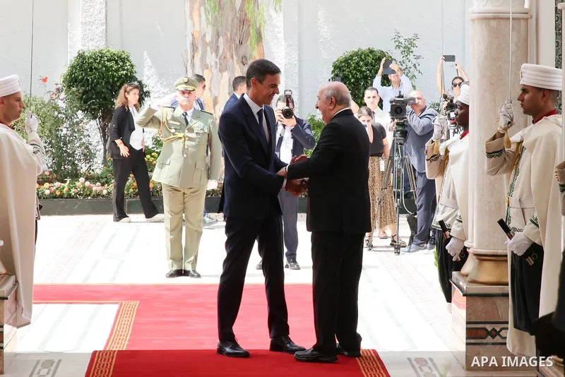 Algerian President Abdelmadjid Tebboune receives Spanish Prime Minister Pedro Sánchez at El Mouradia Palace in Algiers, Algeria, on July 20, 2026. Sánchez is on an official visit to Algeria to hold talks with Algerian of...