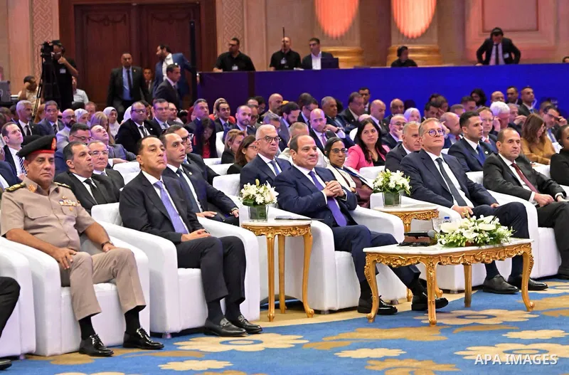Egyptian President Abdel Fattah El-Sisi attends the opening of the Egypt Mining Forum in the New Capital, Egypt, on September 28, 2026, alongside Prime Minister Mostafa Madbouly and Minister of Petroleum and Mineral Reso...